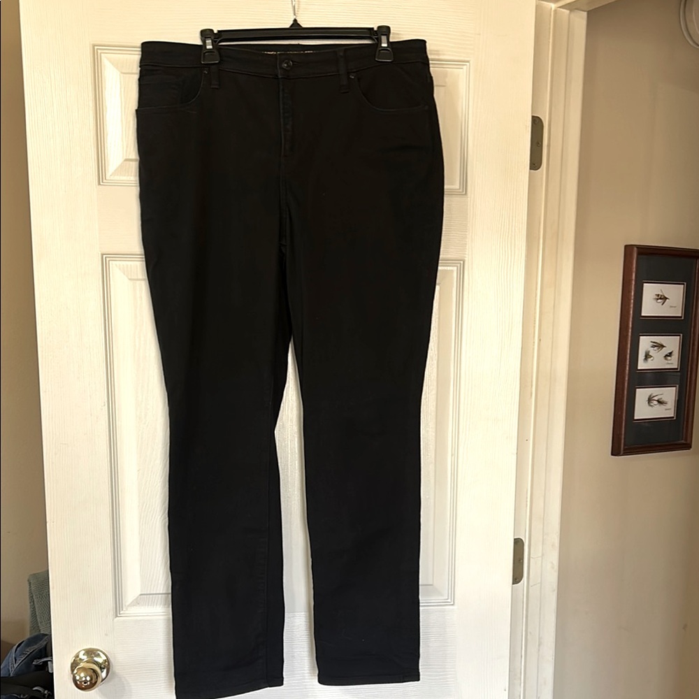 Chico’s So Slimming Girlfriend Straight Leg Black Denim - Picture 2 of 6